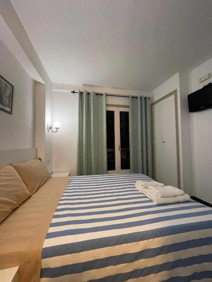 P&R Hostals Maria Rosa Tossa de Mar Eksteriør bilde